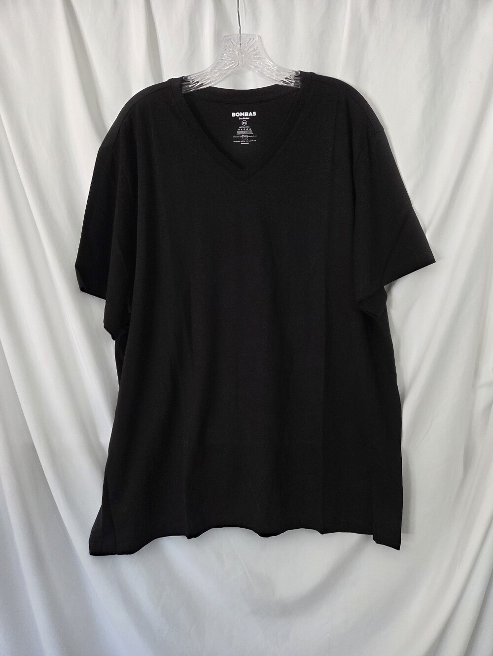 Bombas Classic Fit V-Neck Tee in Black 100 Pima Cotton.